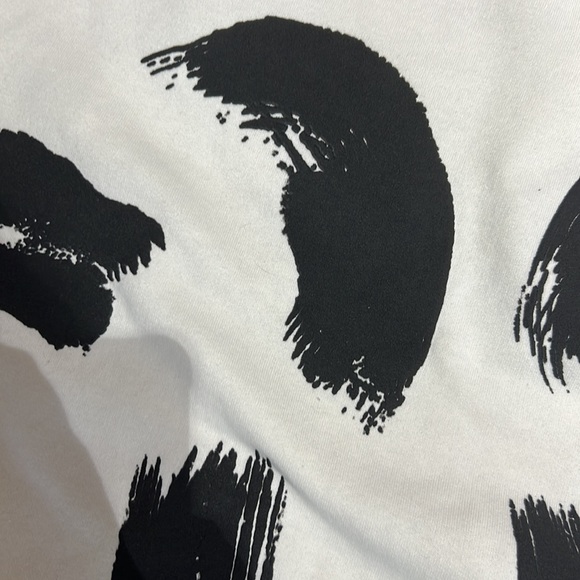 Zara preloved white and black sweatshirt🔥❤️🍂 - Picture 7 of 8